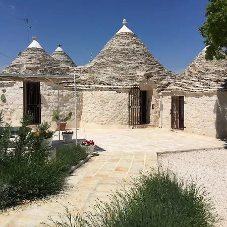 Trulli Monte Del Sale
